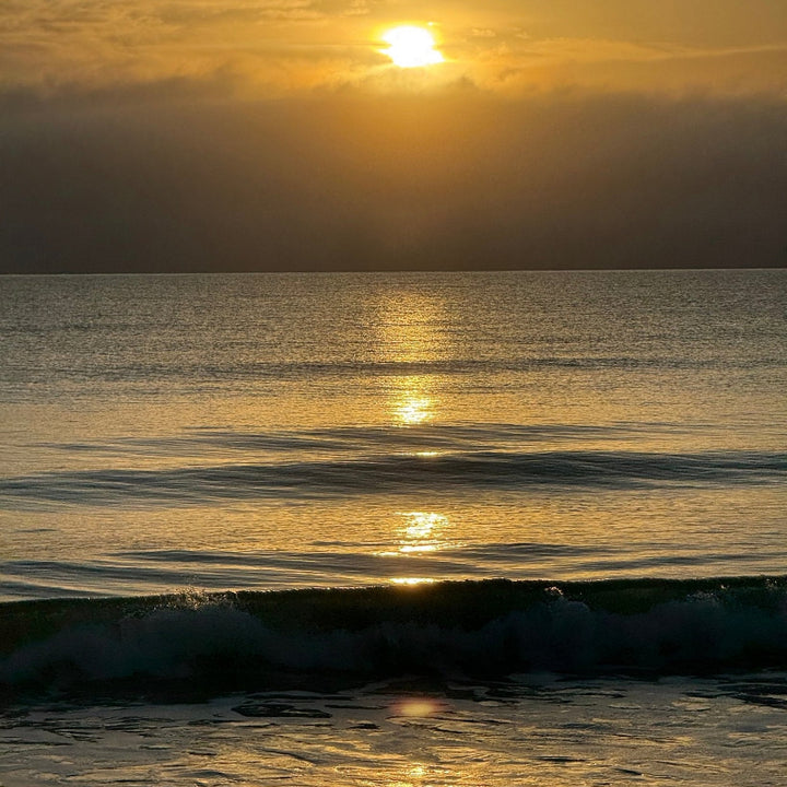 Woodgate sunrise - Aussie Wind Wall